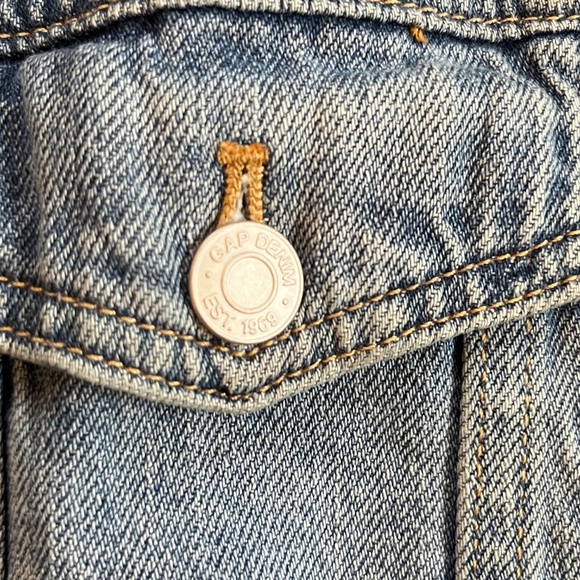 GAP Oversized Icon Denim Jacket – Medium Indigo – XS - Picture 11 of 12